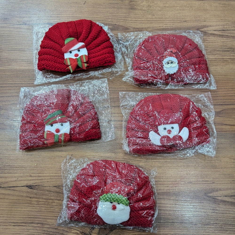 New 5 Pcs Supercute Christmas Knit Beanies For Babies And Toddlers
